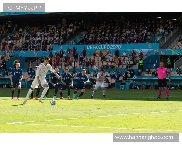 北京足球队在欧锦赛中的灵活性展现与战术创新分析 北京足球队在欧锦赛中的灵活性展现与战术创新分析