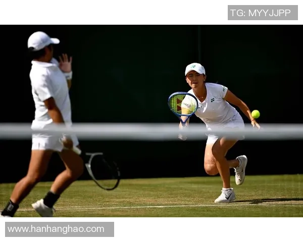 重庆网球队的节奏体系与网球战术的深度解析与实践探索 重庆网球队的节奏体系与网球战术的深度解析与实践探索